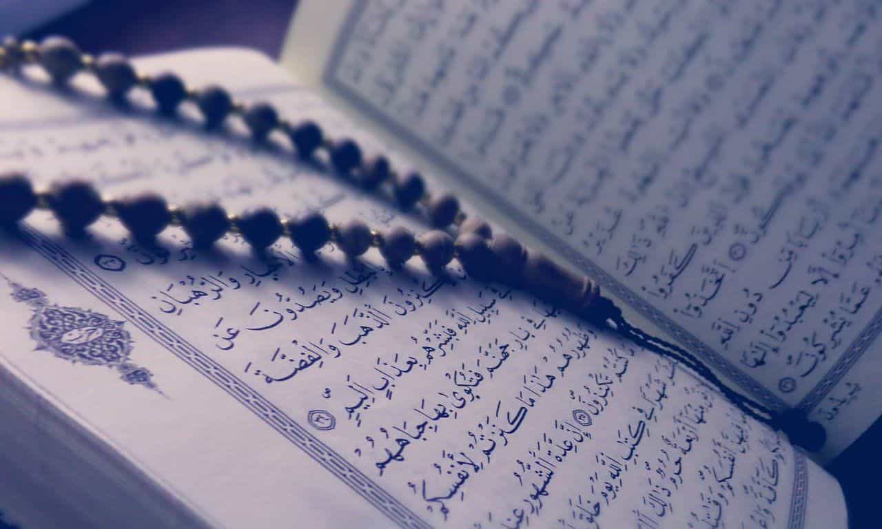 Dahsyatnya Siksa Melalaikan Al Qur'an