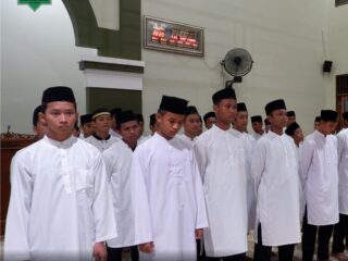 Pergantian OP3IM Putra Pondok Pesantren Islam Al Muttaqin TP. 2023/2024